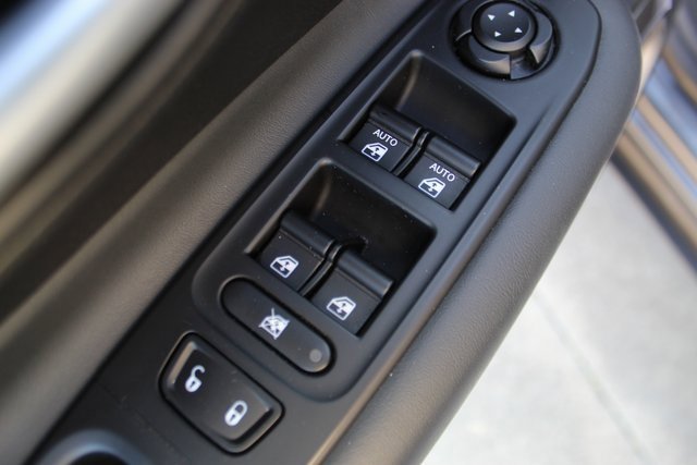 Used 2023 Jeep Renegade Latitude image 9