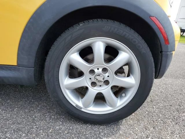 Used 2009 MINI Cooper Hardtop FWD image 5