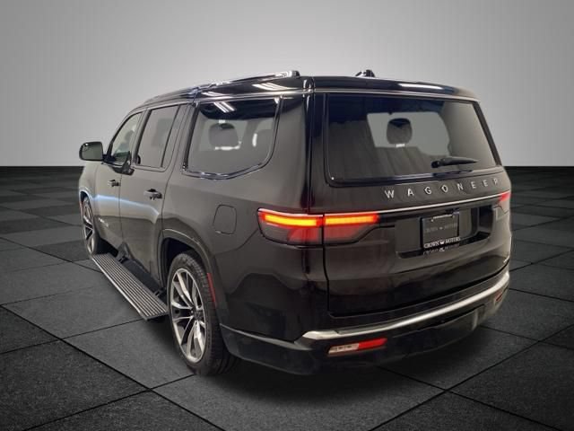 Used 2024 Jeep Wagoneer Series III w/ Premium Group I AWD/4WD image 4