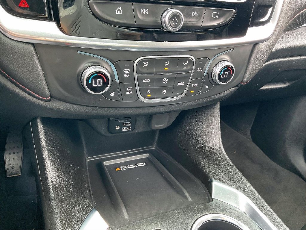 Used 2023 Chevrolet Traverse RS AWD/4WD image 26