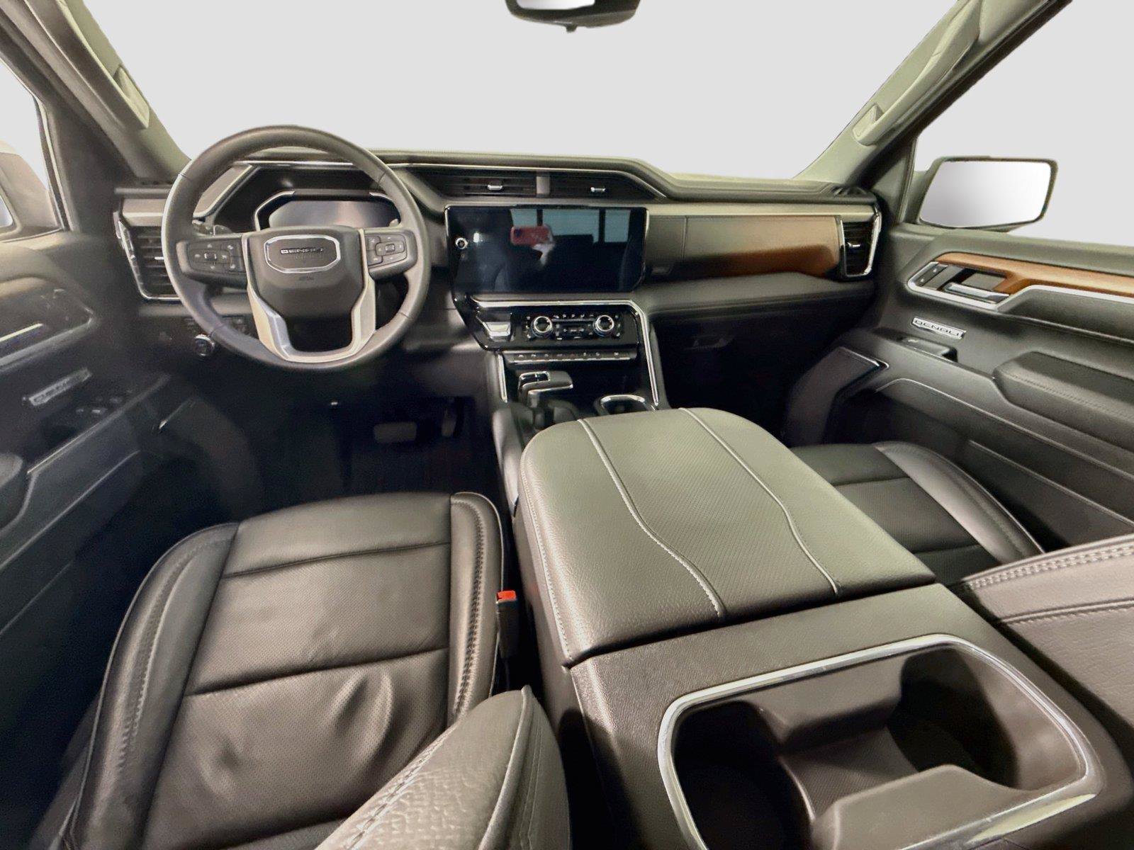 Used 2023 GMC Sierra 1500 Denali AWD/4WD image 26