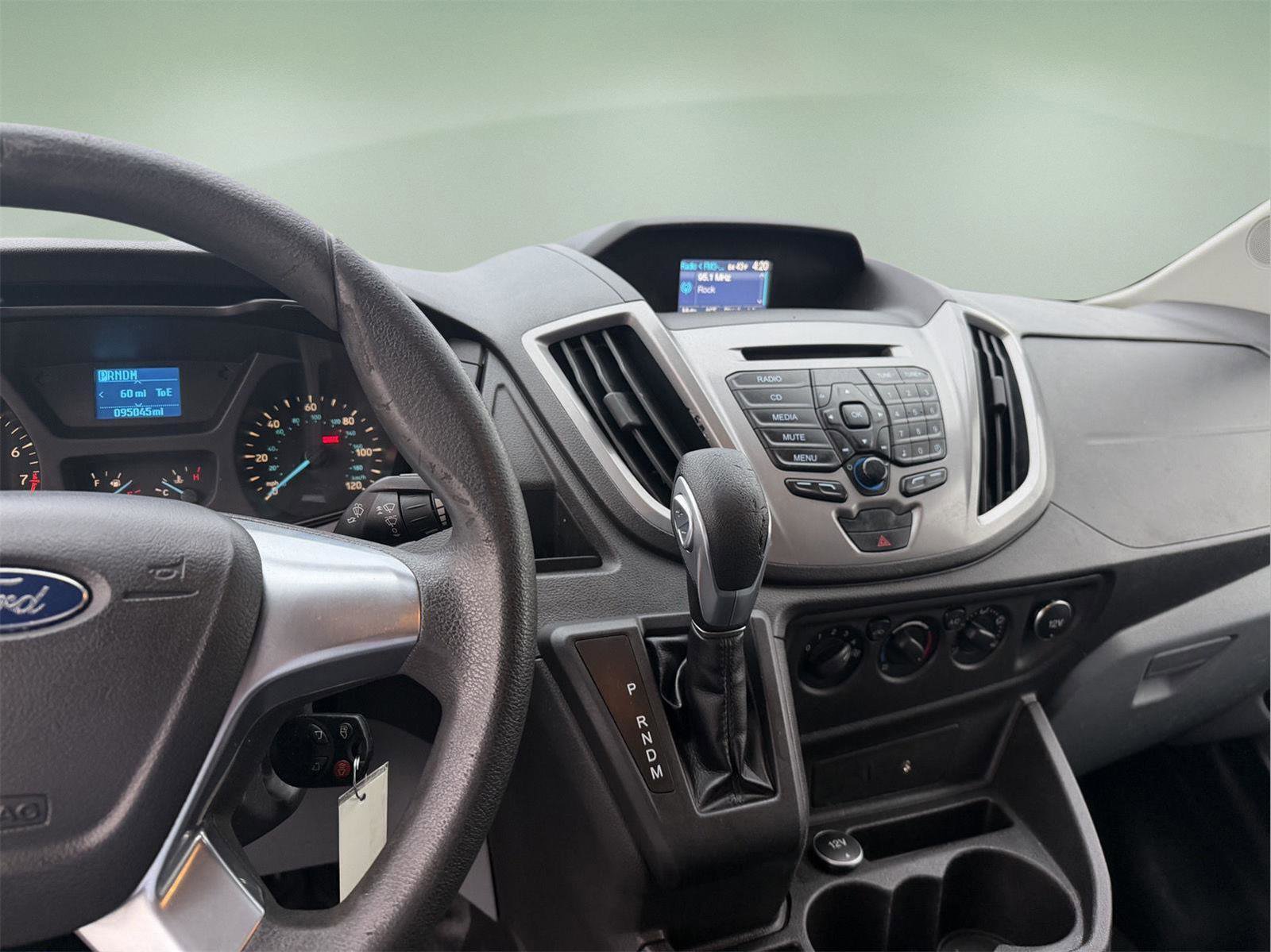 Used 2015 Ford Transit 350 XLT image 18