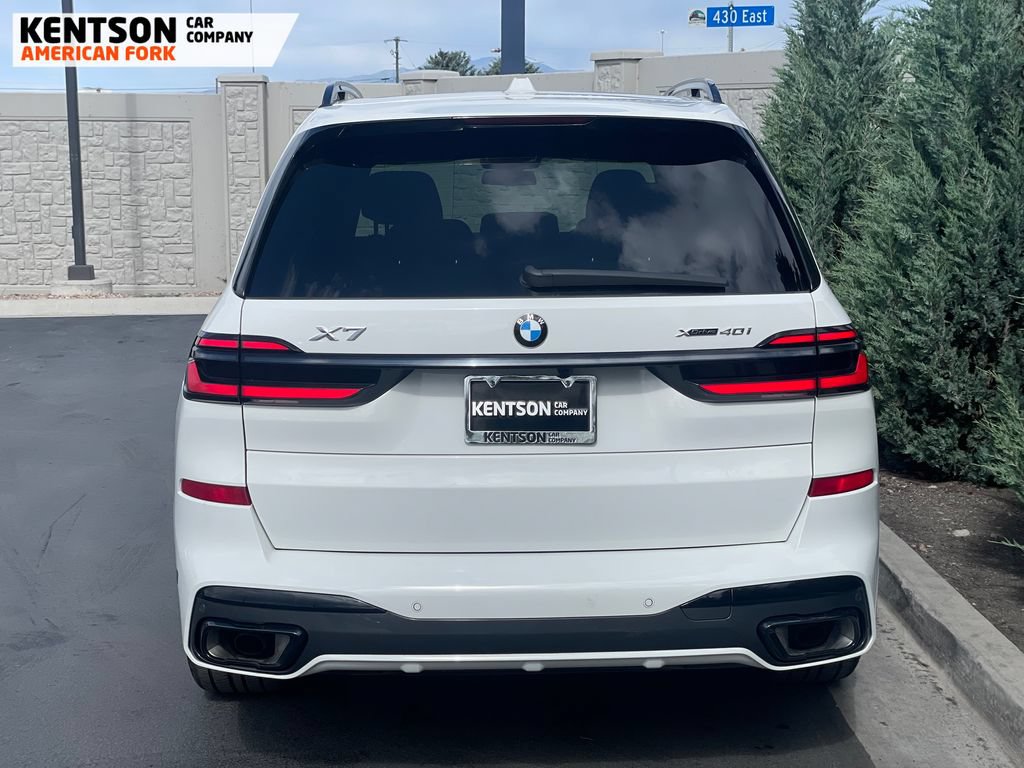 Used 2026 BMW X7 xDrive40i AWD/4WD image 6