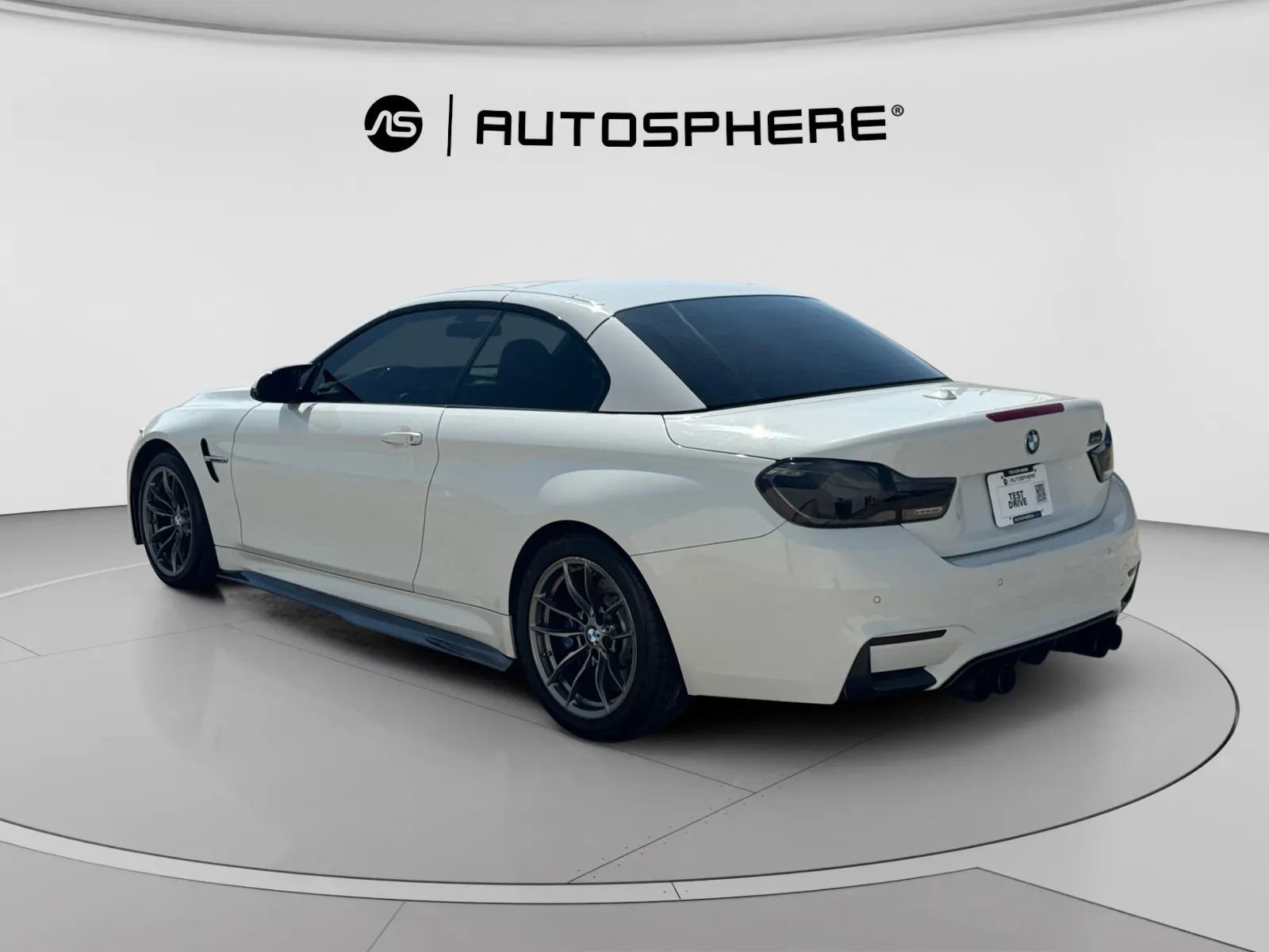 Used 2015 BMW M4 Convertible image 7