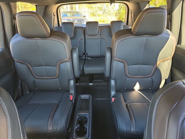 New 2026 Nissan Armada SL w/ Captain's Chari Seat Package image 33