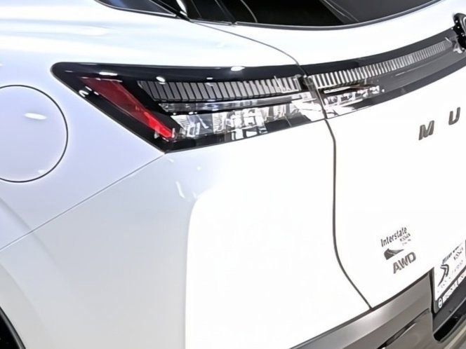 New 2026 Nissan Murano SV AWD/4WD image 11