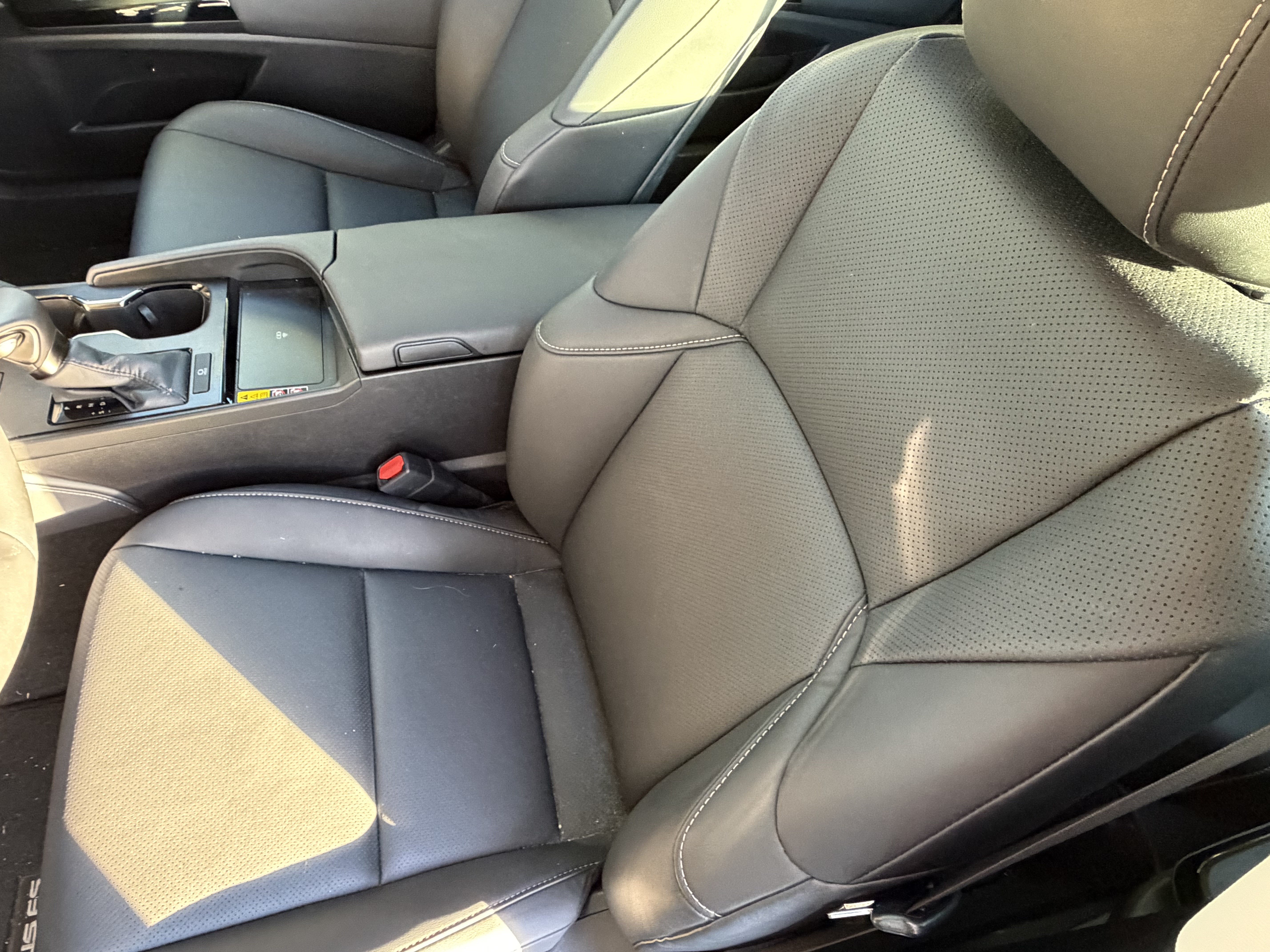 Certified 2025 Lexus ES 350 w/ Premium Package FWD image 15