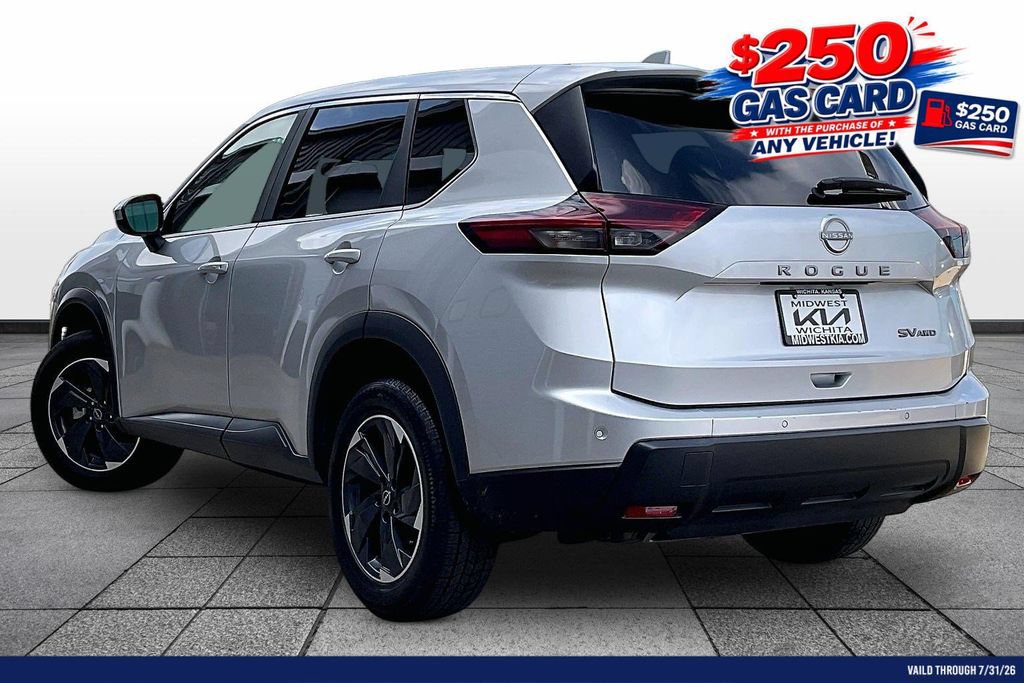Used 2024 Nissan Rogue SV AWD/4WD image 12