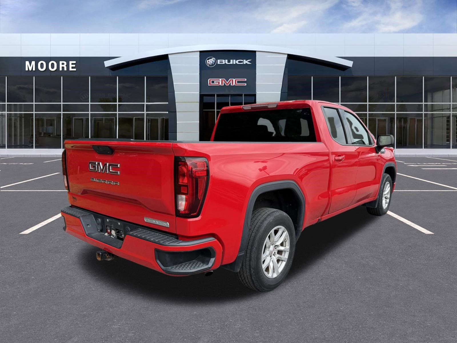 Used 2020 GMC Sierra 1500 Elevation w/ Elevation Value Package RWD image 3