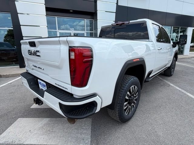Used 2025 GMC Sierra 2500 Denali Ultimate w/ Max Trailering Package AWD/4WD image 5