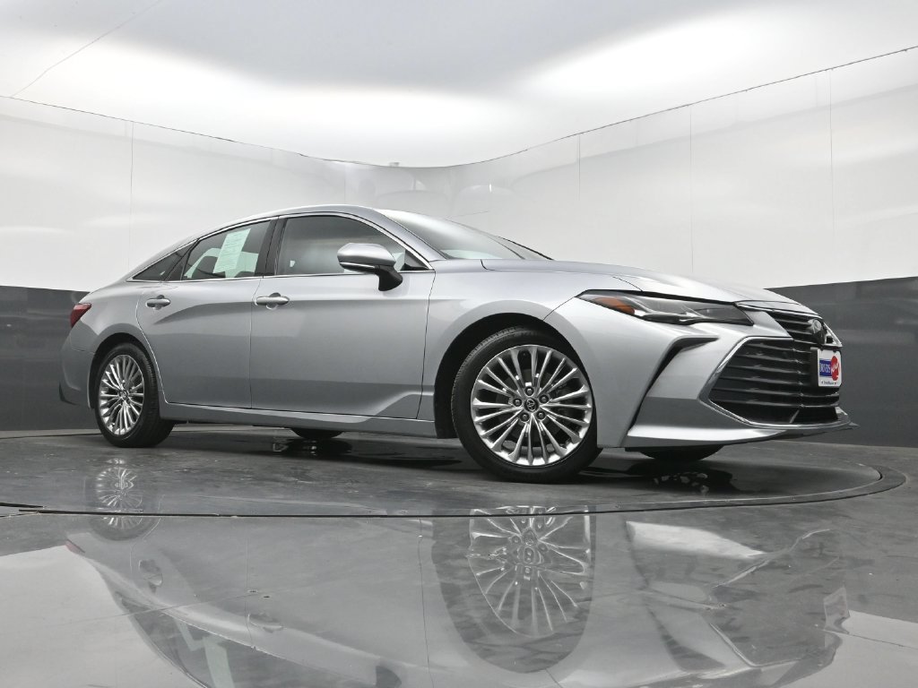 Used 2020 Toyota Avalon Limited w/ Advanced Safety Package FWD image 27