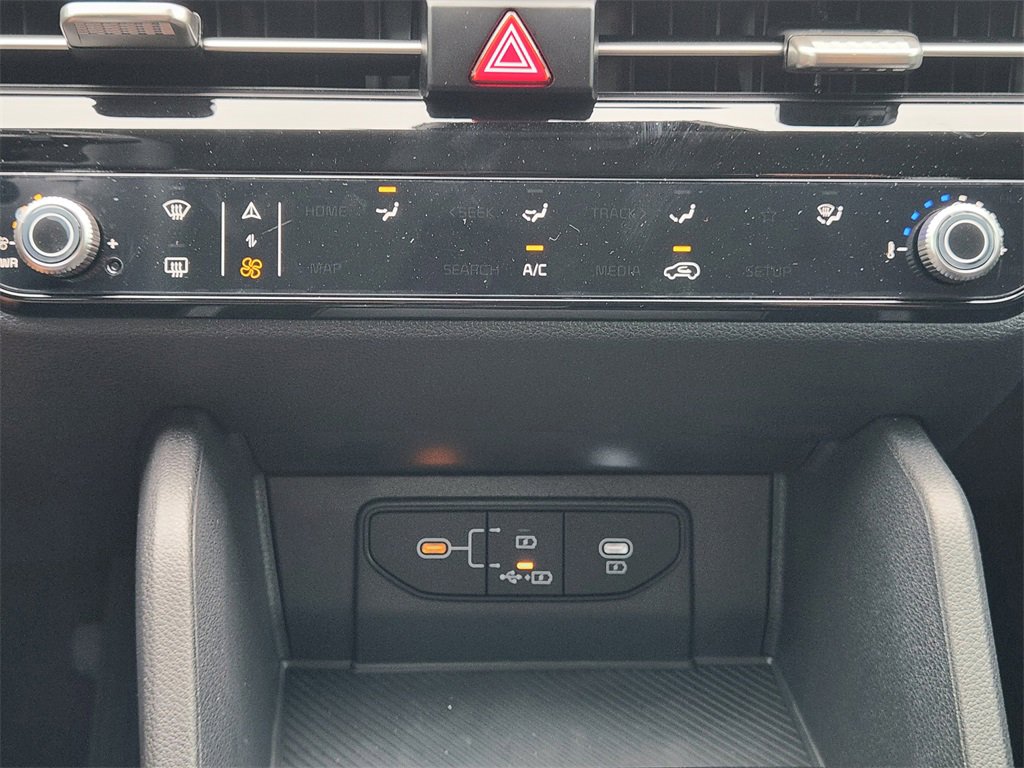 New 2026 Kia Sportage LX w/ LX Convenience Package image 14