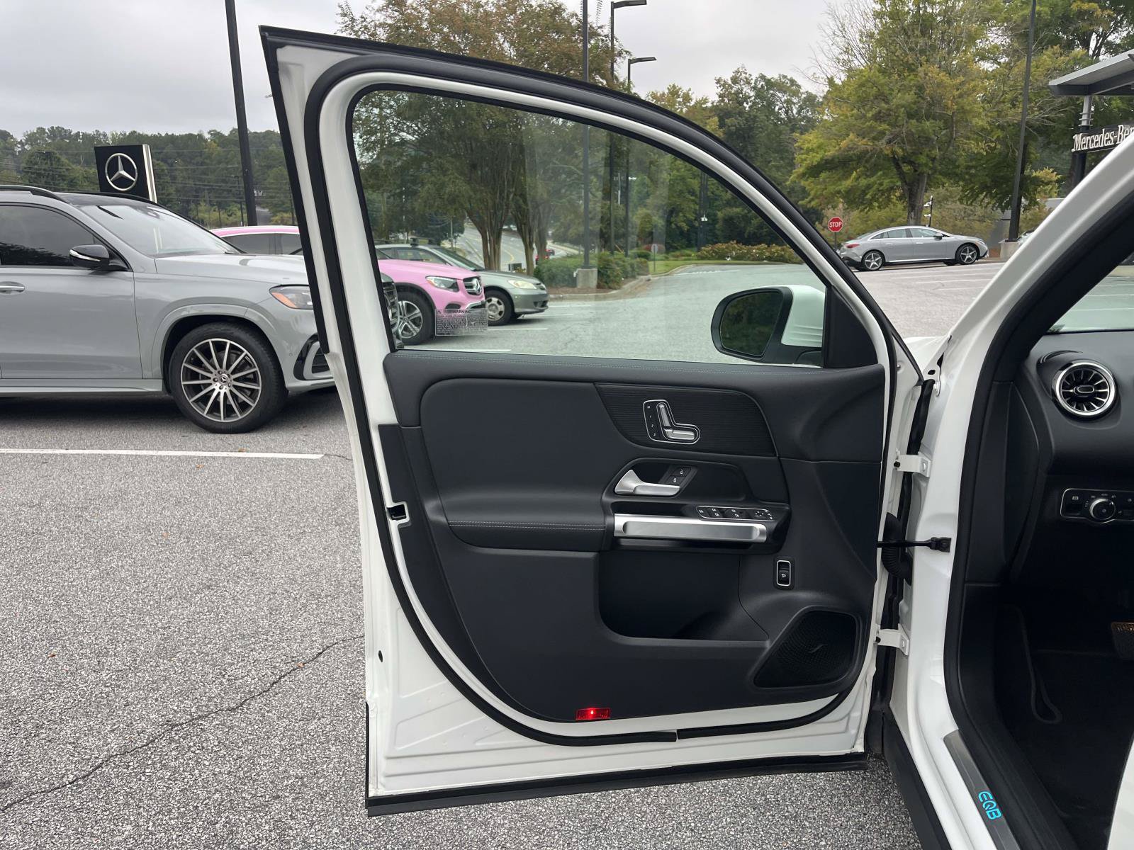 Certified 2025 Mercedes-Benz EQB 250+ w/ Driver Assistance Package image 18