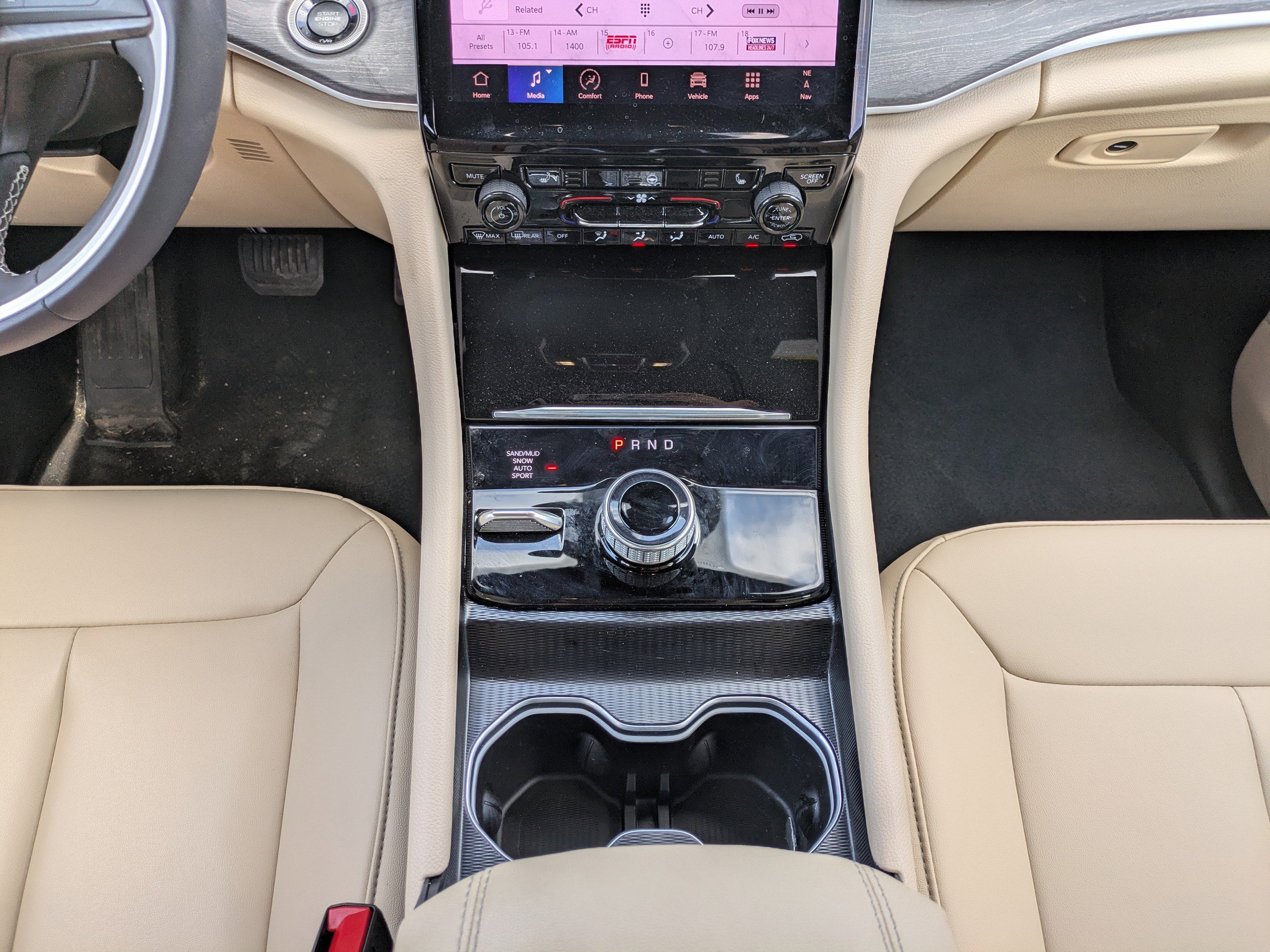 Certified 2024 Jeep Grand Cherokee Limited image 16