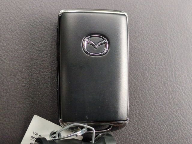 New 2025 MAZDA CX-5 Signature image 26