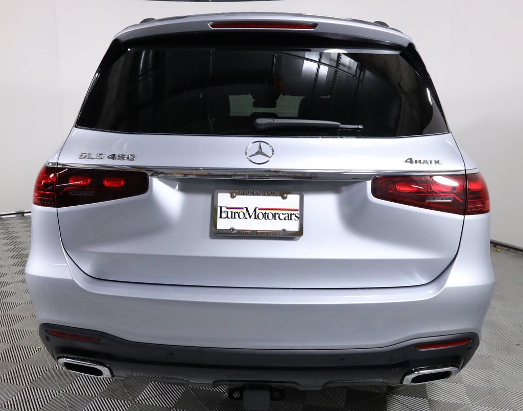 Used 2025 Mercedes-Benz GLS 450 4MATIC image 5