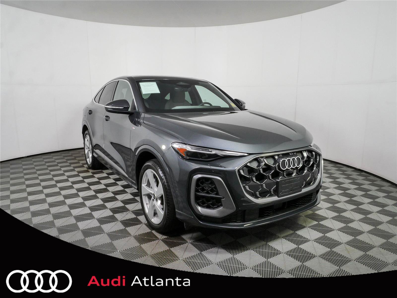 Used 2025 Audi Q5 Prestige w/ 20" Wheel Package