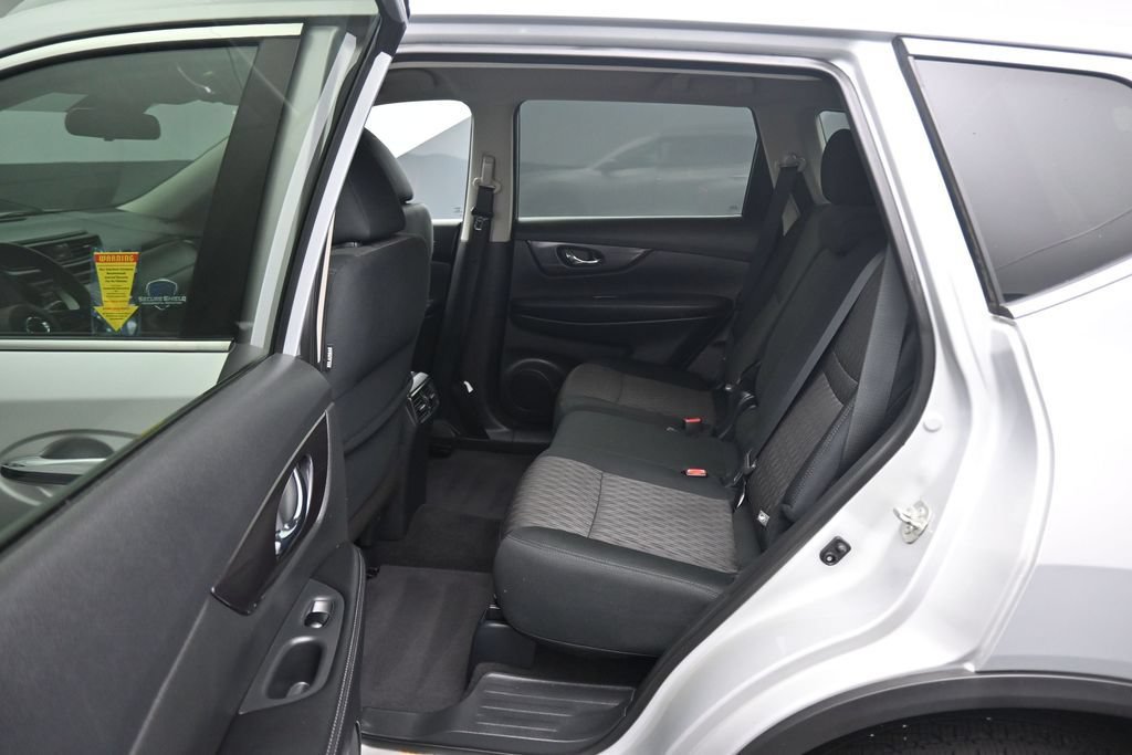 Used 2020 Nissan Rogue SV w/ Premium Package AWD/4WD image 36