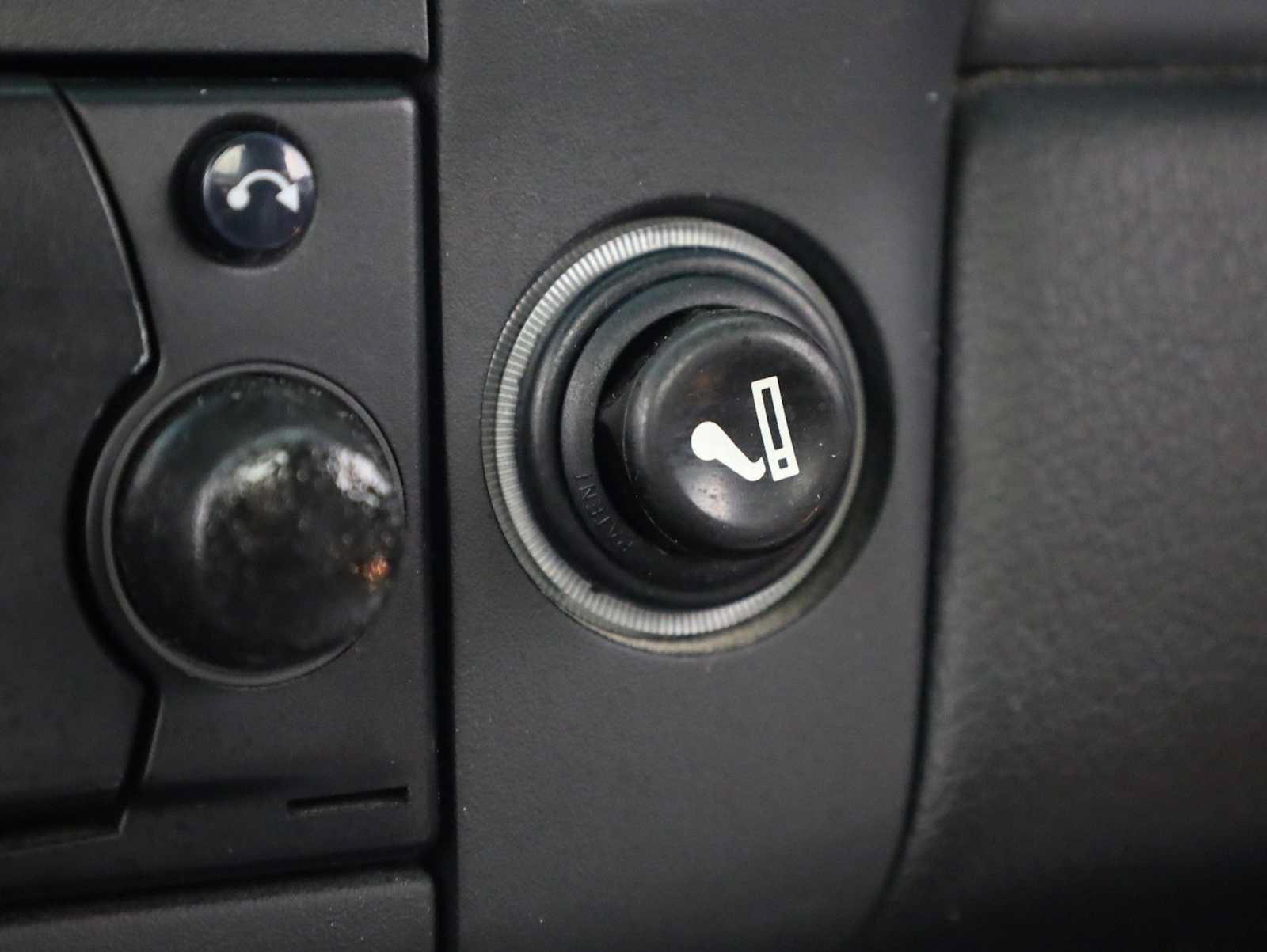 Used 2000 Porsche Boxster RWD image 28