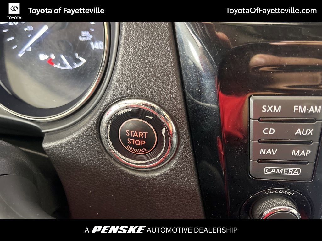 Used 2017 Nissan Rogue Sport SL w/ SL Premium Package image 34