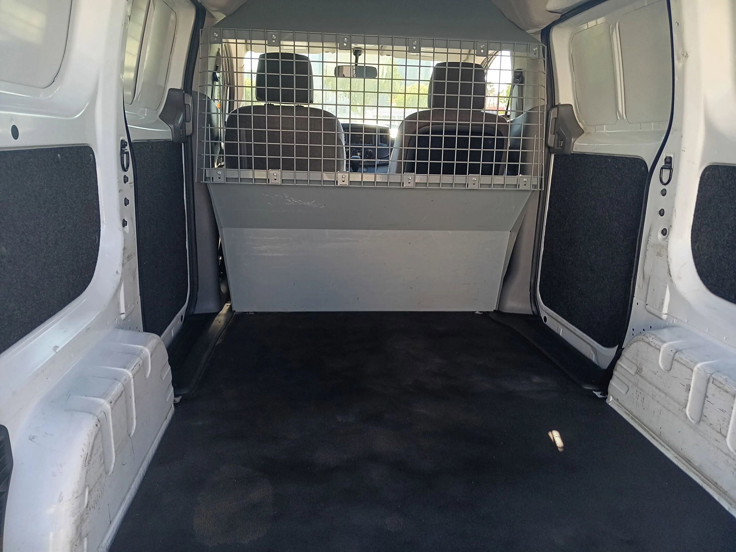 Used 2021 Nissan NV200 S w/ Back Door Glass Package image 13