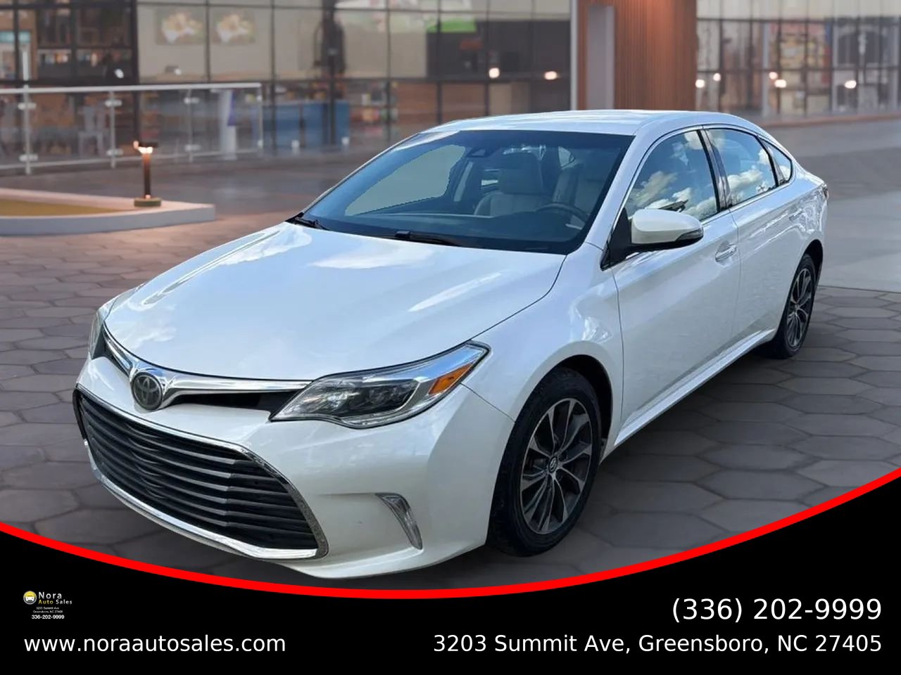 Used 2017 Toyota Avalon XLE