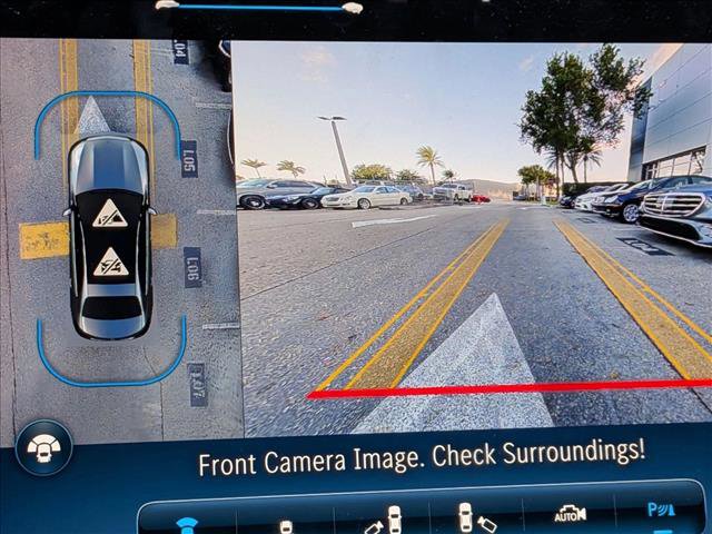 Used 2025 Mercedes-Benz C 300 4MATIC Sedan image 13