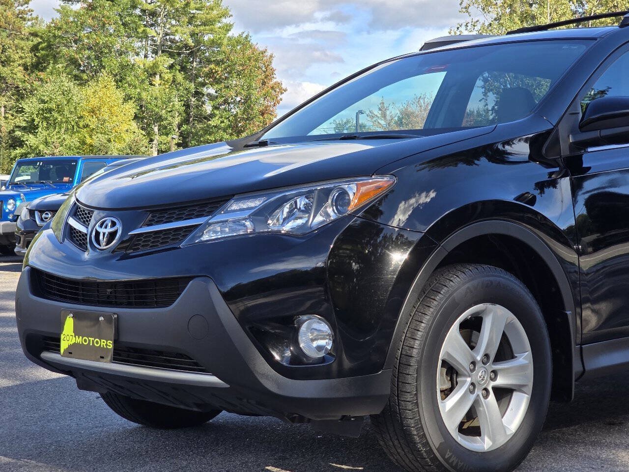 Used 2013 Toyota RAV4 XLE AWD/4WD image 8
