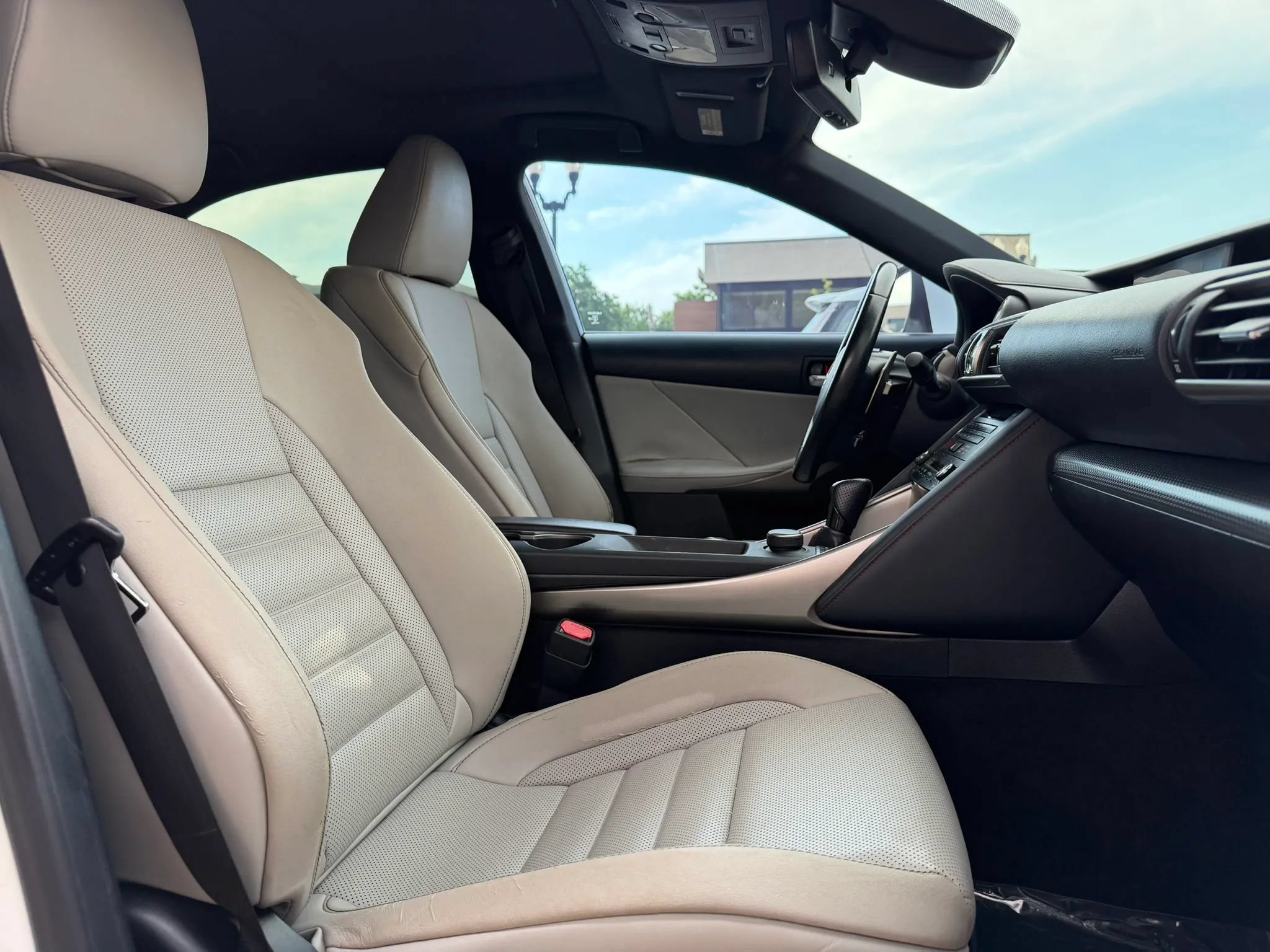 Used 2017 Lexus IS 200t F Sport w/ F Sport Package RWD image 16