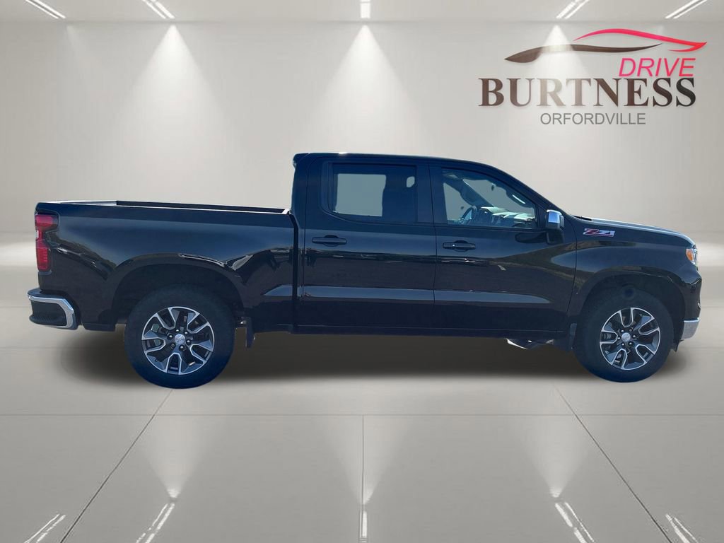Certified 2022 Chevrolet Silverado 1500 LT AWD/4WD image 9