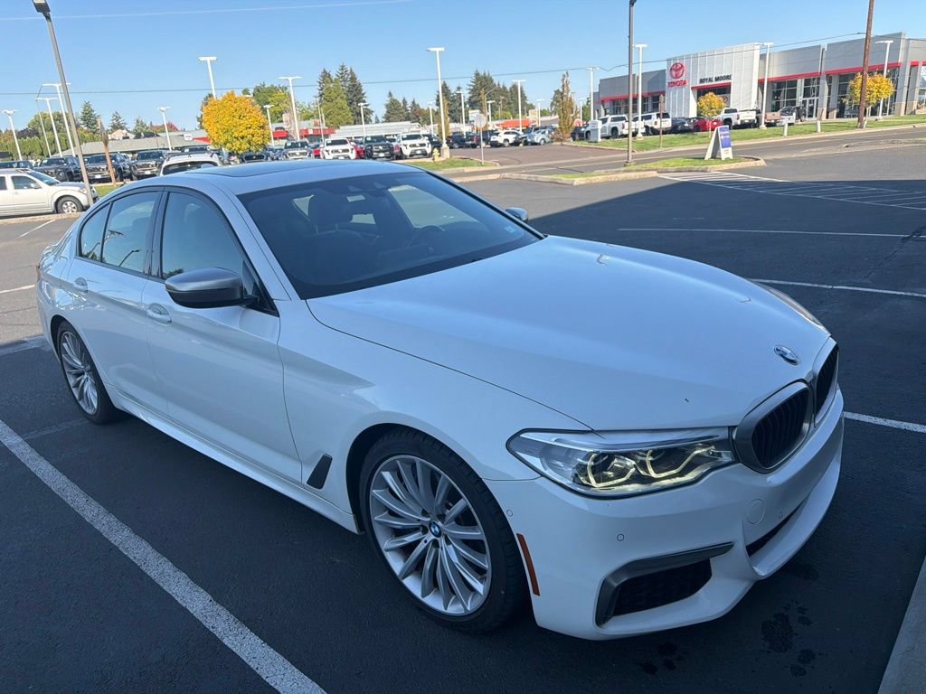 Used 2020 BMW M550i xDrive AWD/4WD image 1
