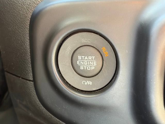 Used 2022 Jeep Wrangler Unlimited Sahara image 18