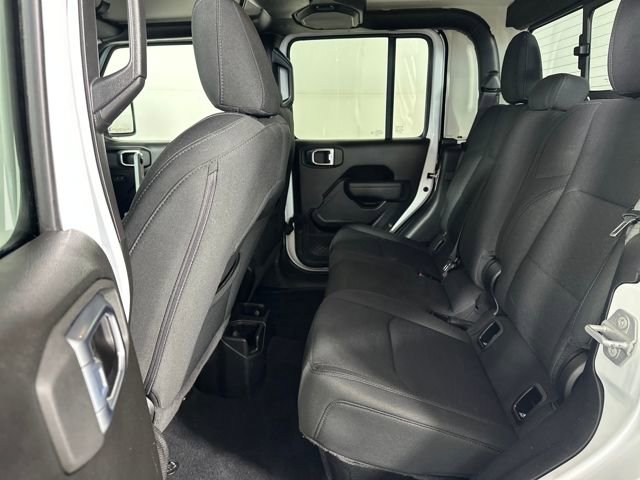 Used 2022 Jeep Gladiator Sport image 25