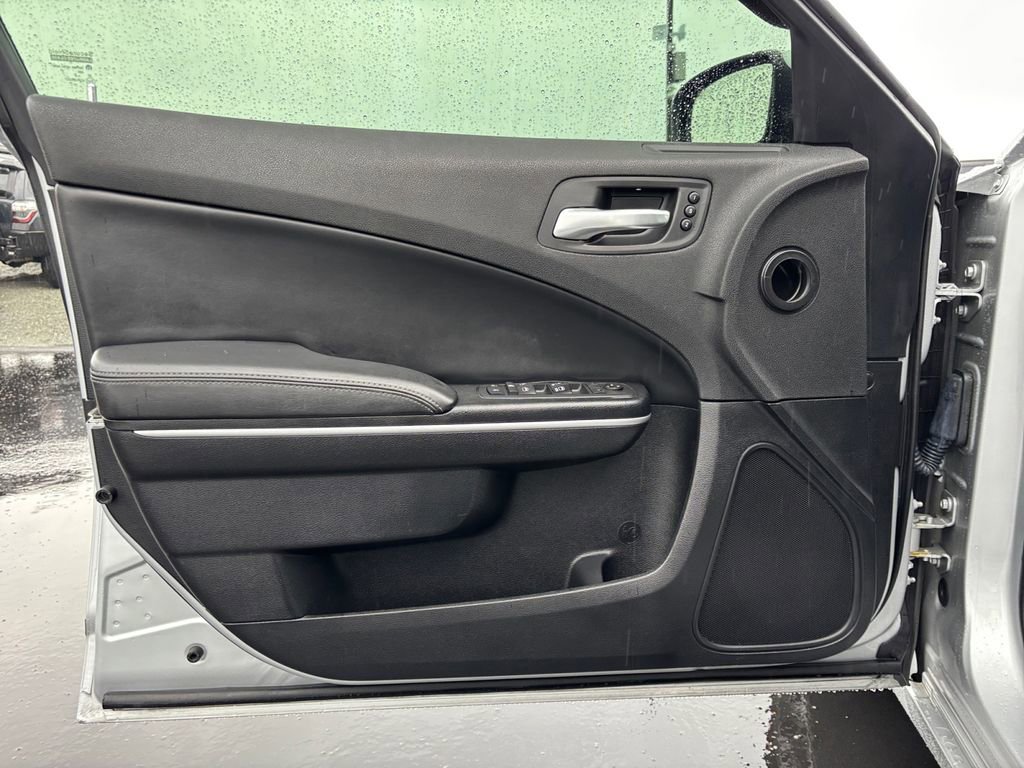 Used 2020 Dodge Charger SXT w/ Leather Interior Group image 24