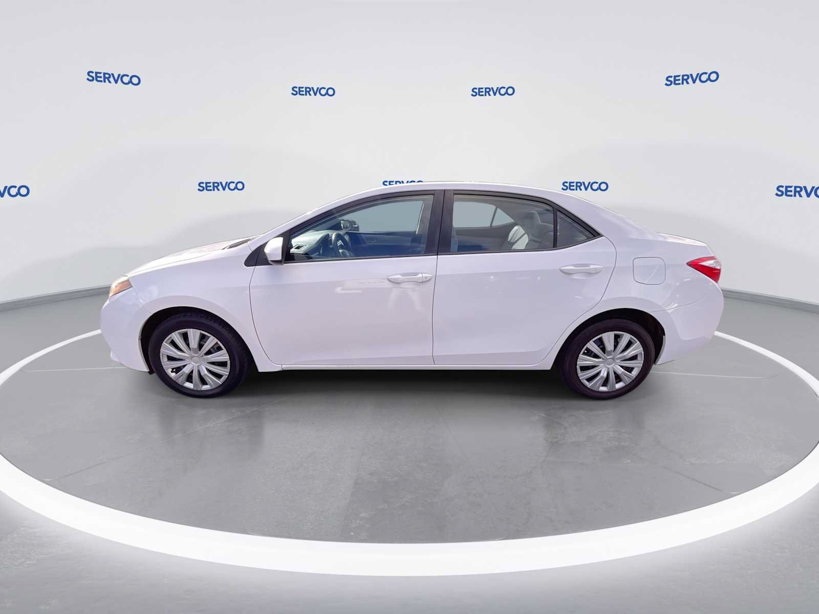 Used 2015 Toyota Corolla LE FWD image 5