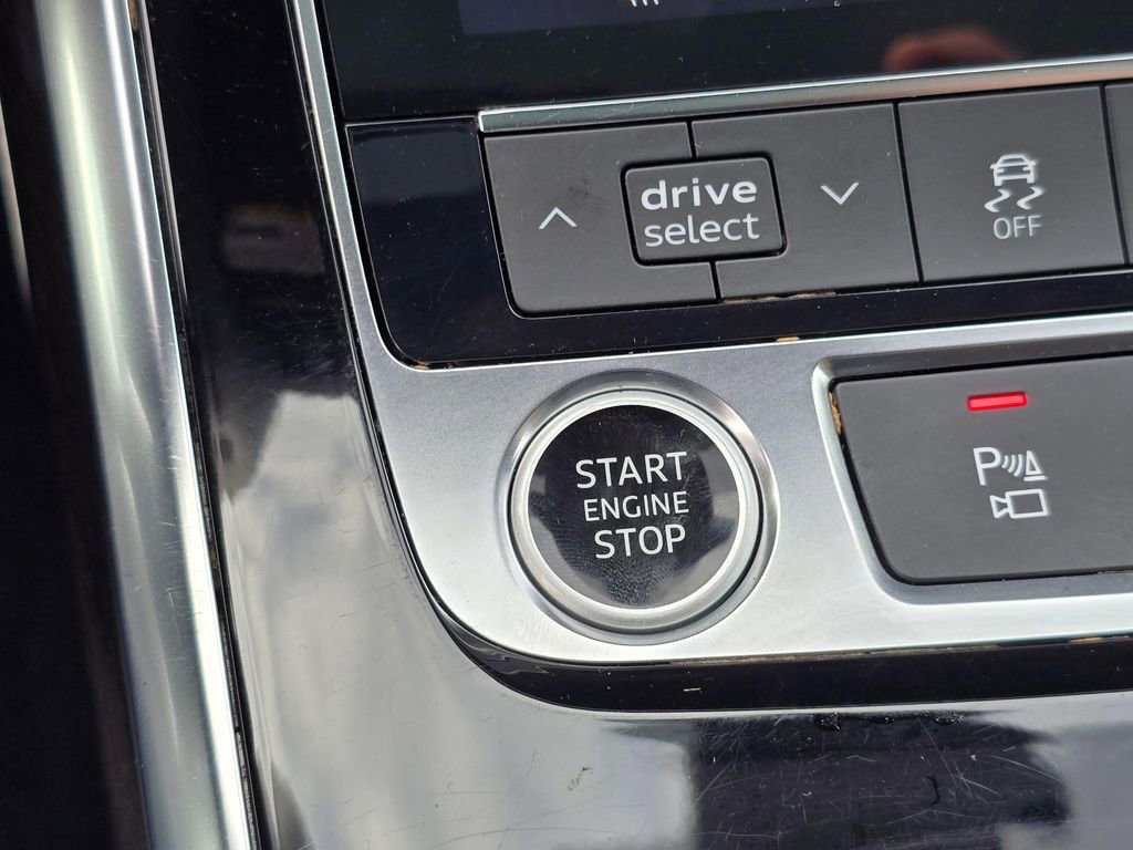 Used 2025 Audi Q7 3.0T Premium Plus image 36