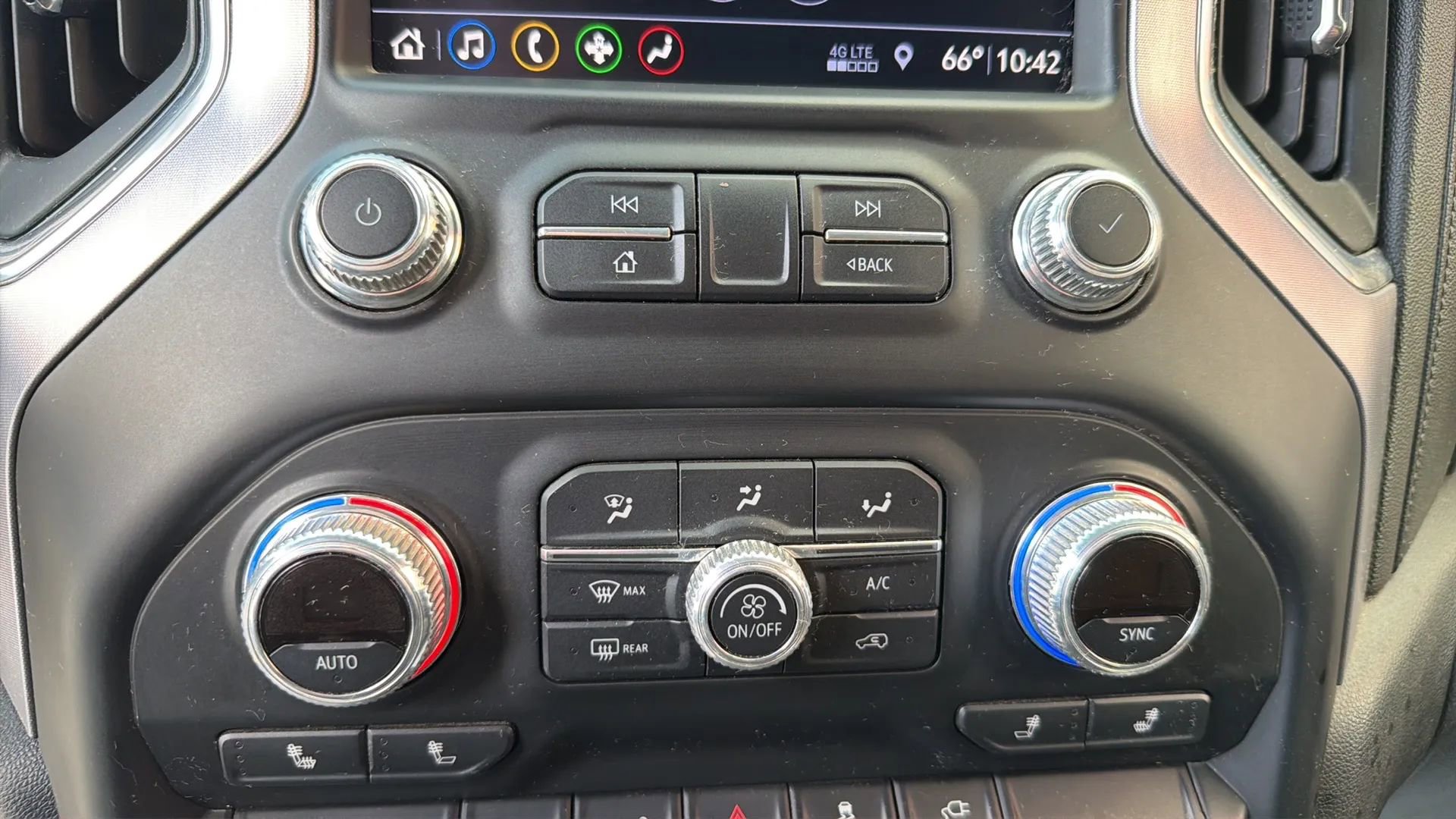 Used 2019 GMC Sierra 1500 SLE w/ SLE Value Package image 22