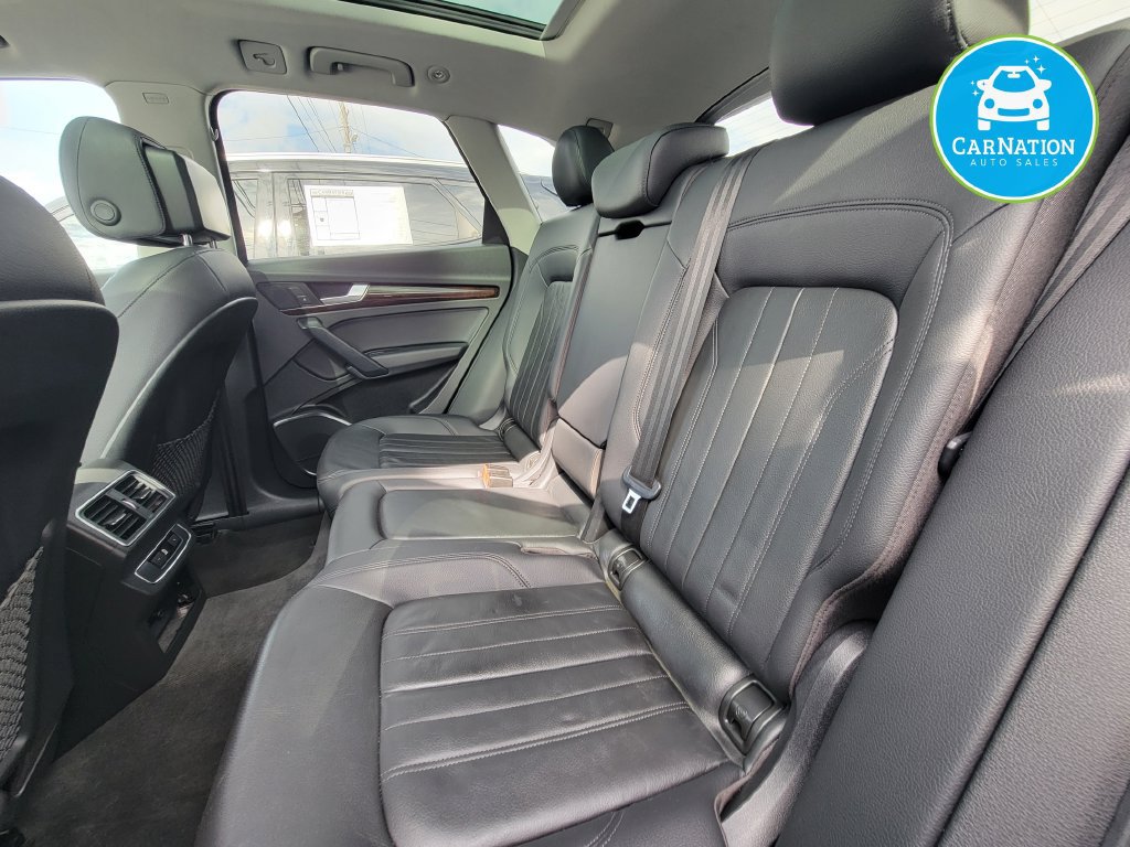 Used 2019 Audi Q5 2.0T Premium w/ Convenience Package AWD/4WD image 10