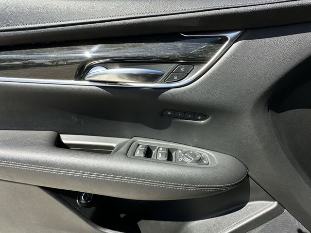 Used 2021 Cadillac XT5 Premium Luxury image 21