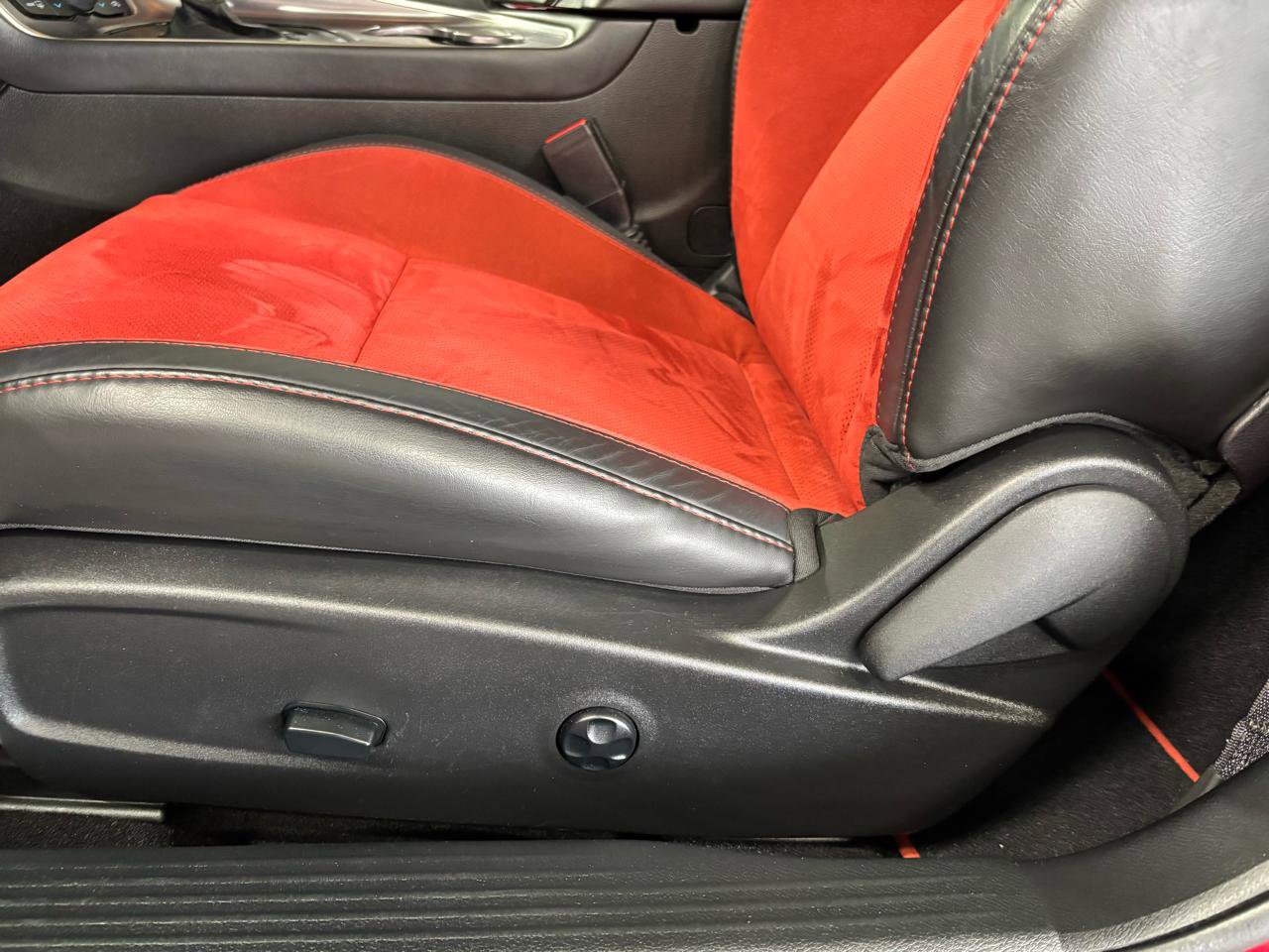 Used 2019 Dodge Challenger R/T Scat Pack image 22