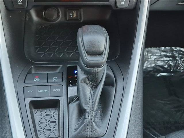 Certified 2025 Toyota RAV4 XLE FWD image 12
