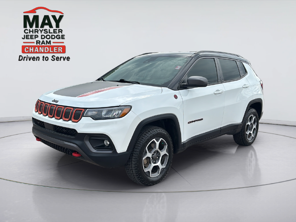 Used 2022 Jeep Compass Trailhawk w/ Trailhawk Convenience Group AWD/4WD image 3