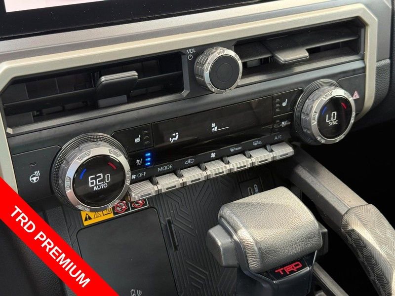 Used 2024 Toyota Tacoma TRD Off-Road AWD/4WD image 28