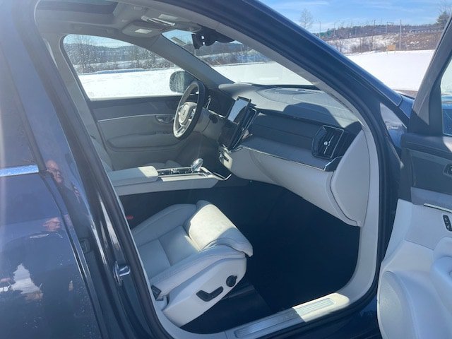 New 2026 Volvo XC90 B6 Ultra w/ Protection Package AWD/4WD image 6