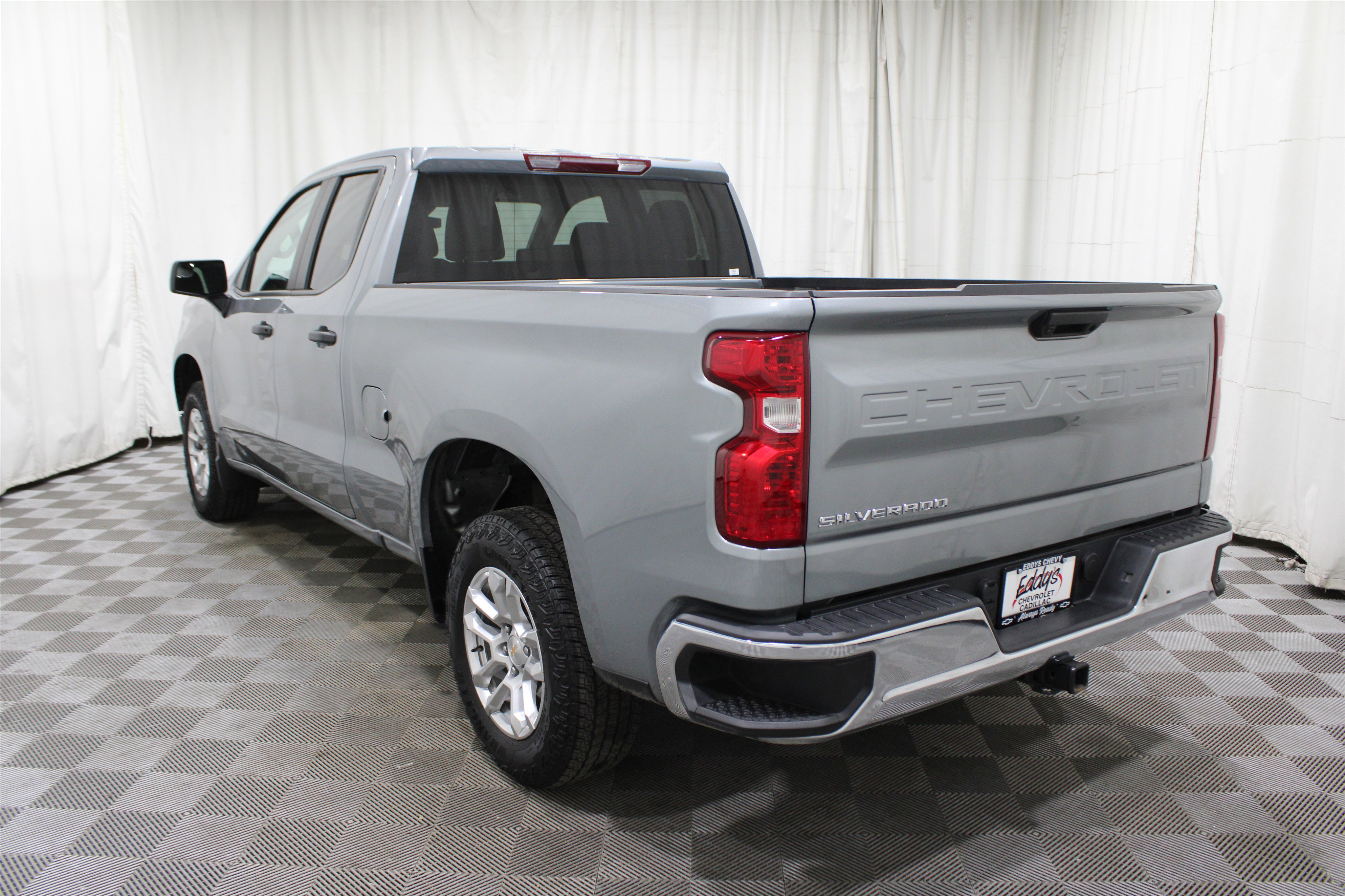 Used 2025 Chevrolet Silverado 1500 W/T w/ WT Value Package image 26