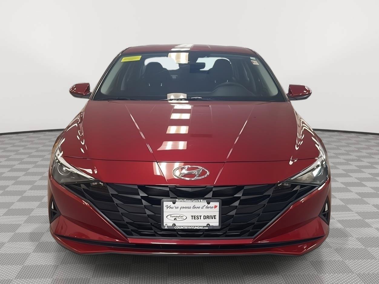 Certified 2023 Hyundai Elantra SEL FWD image 2