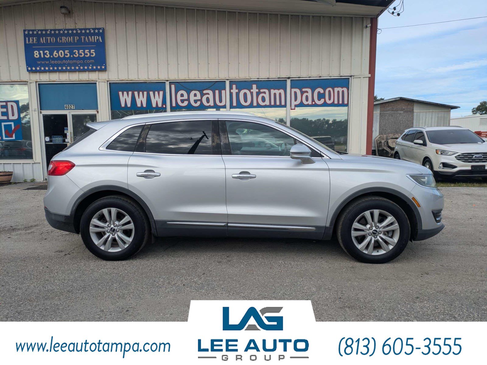 Used 2016 Lincoln MKX Premiere FWD image 2