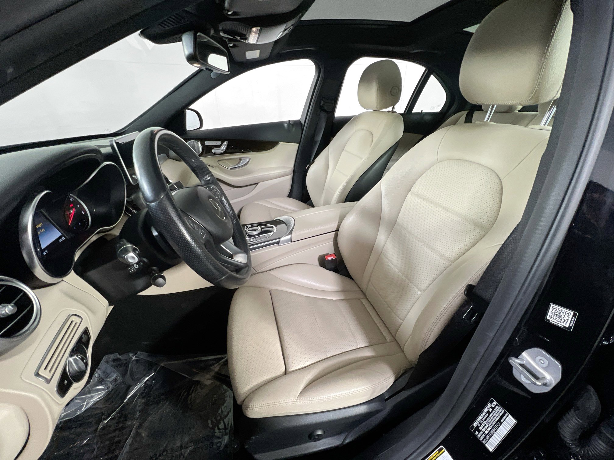 Used 2018 Mercedes-Benz C 300 4MATIC image 21