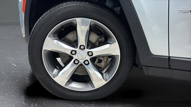 Used 2022 Jeep Grand Cherokee L Limited image 38