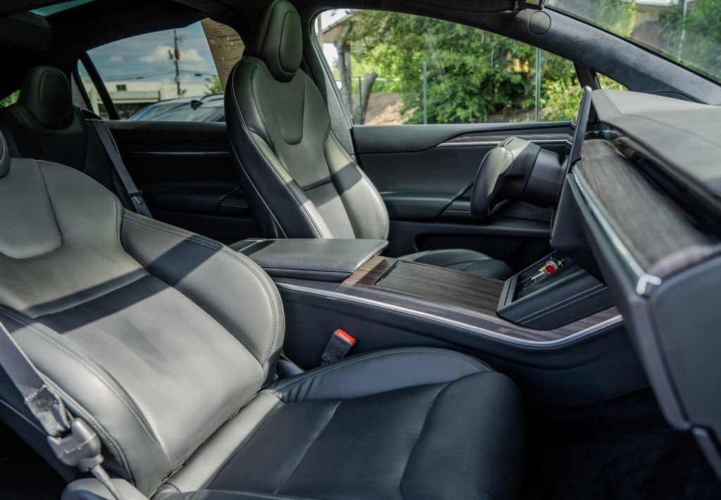 Used 2022 Tesla Model X AWD/4WD image 19